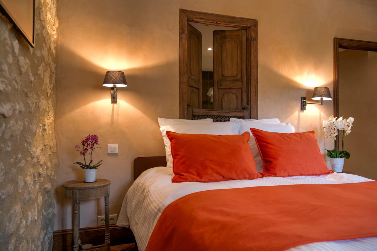 Chambres D'Hotes Domaine De Nazere Avezan Exterior photo